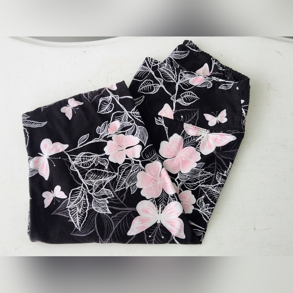 Soft Black & Pink Floral Butterfly Leggings Medium/Large (OS on tag)